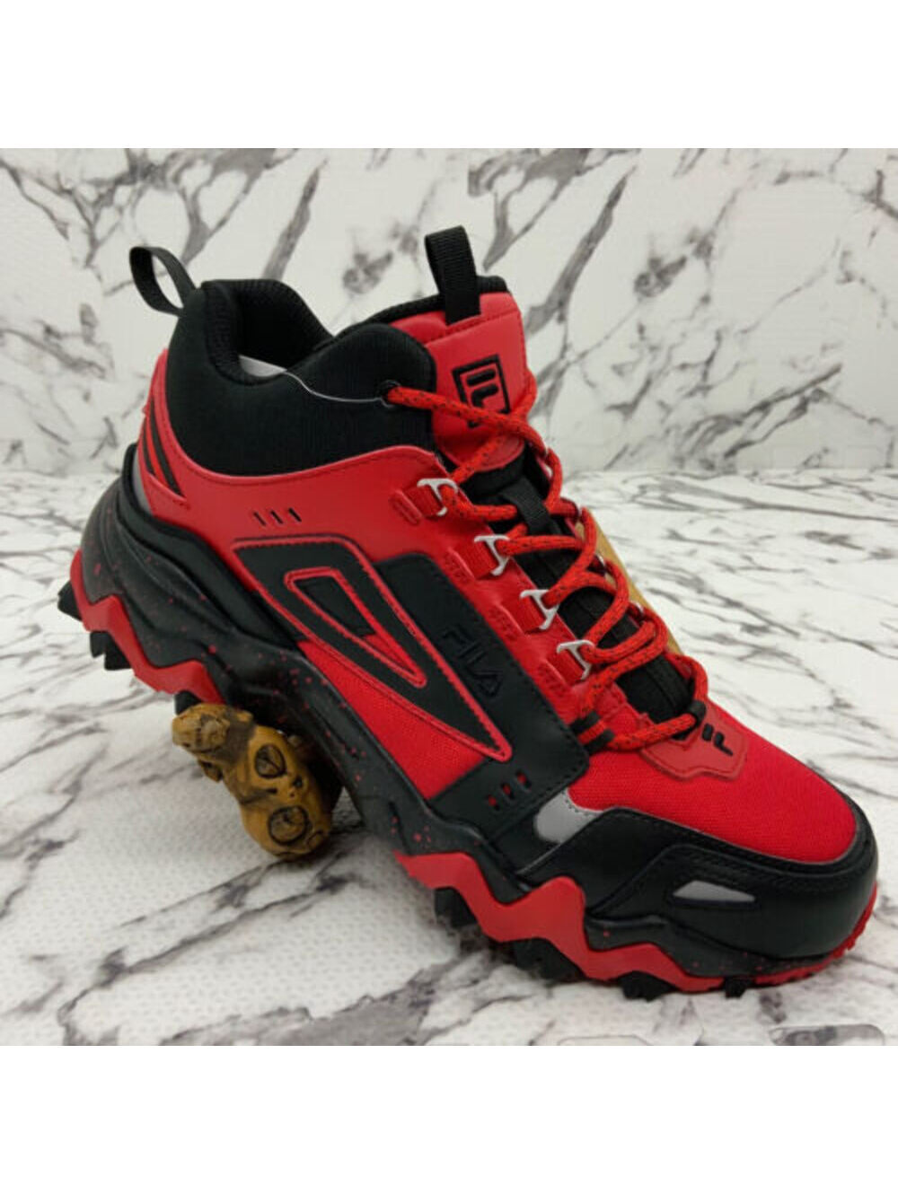 Men's Fila Oakmont Tr Mid Black | Red | Grey Sneakers NWT